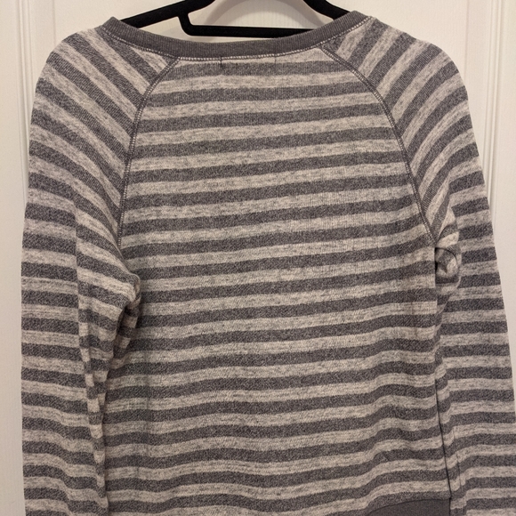 Ribbon Luxe Cozy Striped Sweater - Picture 3 of 4